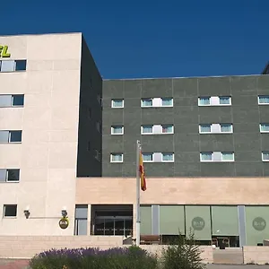 مكان إيربورتو صالة 1 صالة 2 صالة 3 فندق مدريد